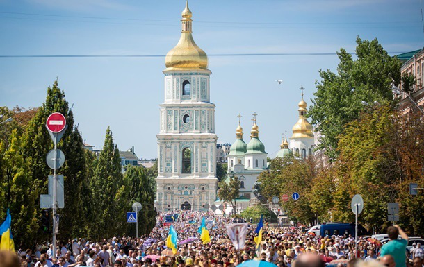 Хрещення Київської Русі: ПЦУ і УПЦ «МП» відмовилися від хресного ходу