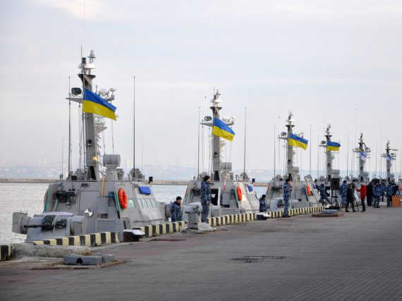 США продає Україні 16 військових катерів