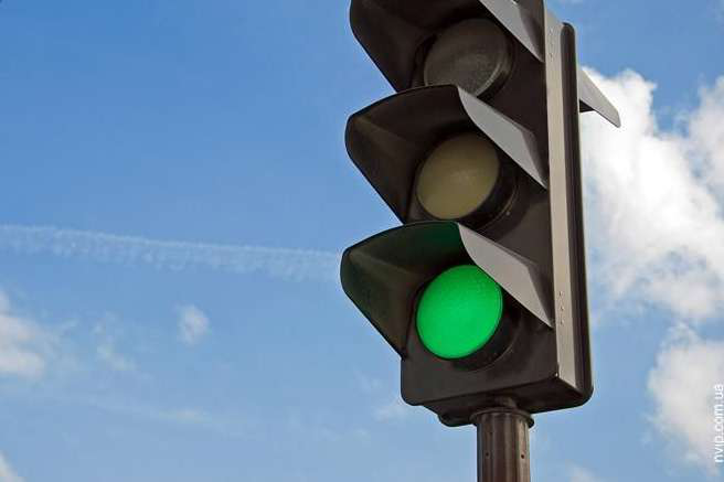 Лучани просять встановити світлофор на перехресті з інтенсивним рухом