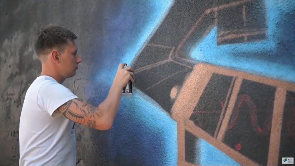 Фестиваль стріт-арту «Lutsk Wallking»: лучан знайомлять з вуличним мистецтвом (наживо)