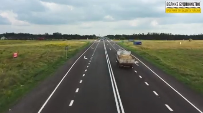 Гарантія – п’ять років: на Волині завершили ремонт на міжнародній автодорозі (відео)