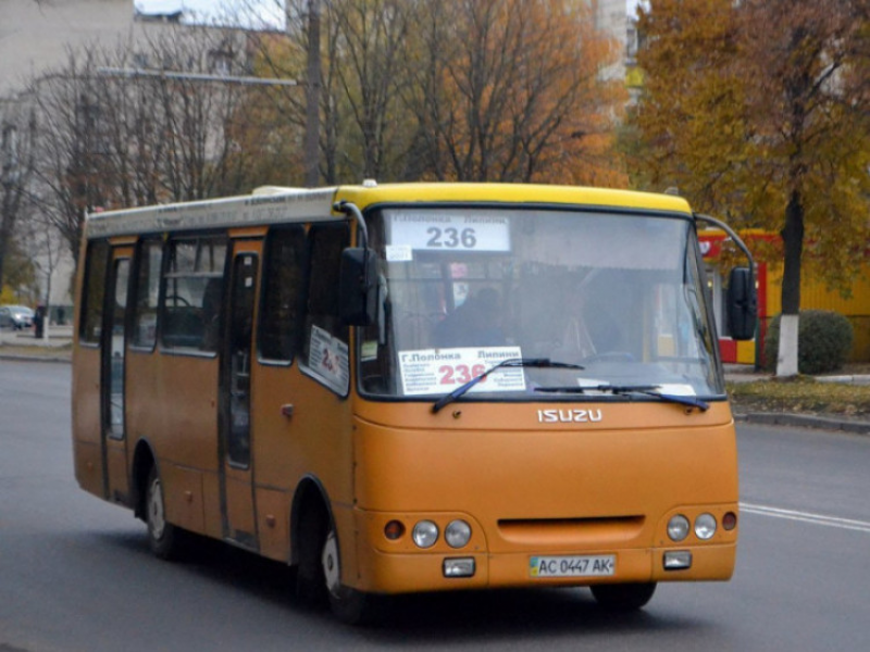 Приміським автобусам в Луцьку затвердили новий перелік зупинок