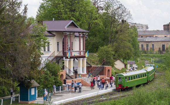 Міськрада готова обслуговувати дитячу залізницю у Луцьку