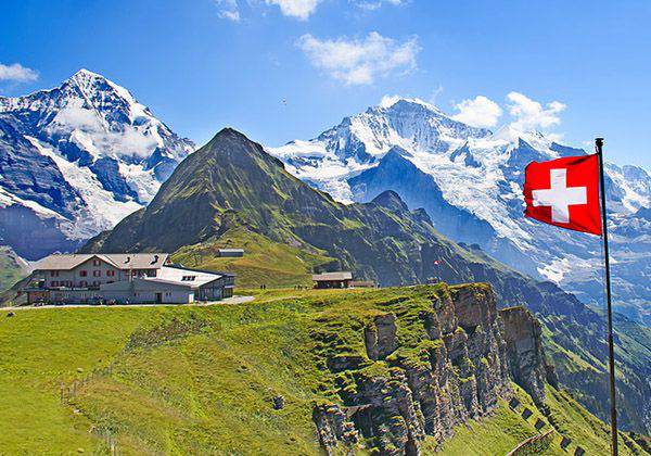 Швейцарія ввела карантин для українських туристів