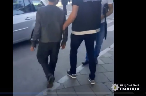 На вулиці Лесі Українки в Луцьку побили чоловіка: він – у комі (відео)