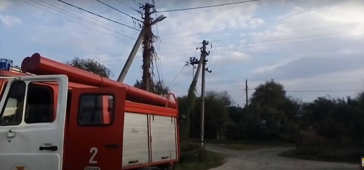 У Луцьку горіла лінія електропередачі (відео)