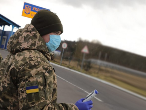 Прикордонники пояснили, як пускатимуть іноземців в Україну та якими є правила самоізоляції