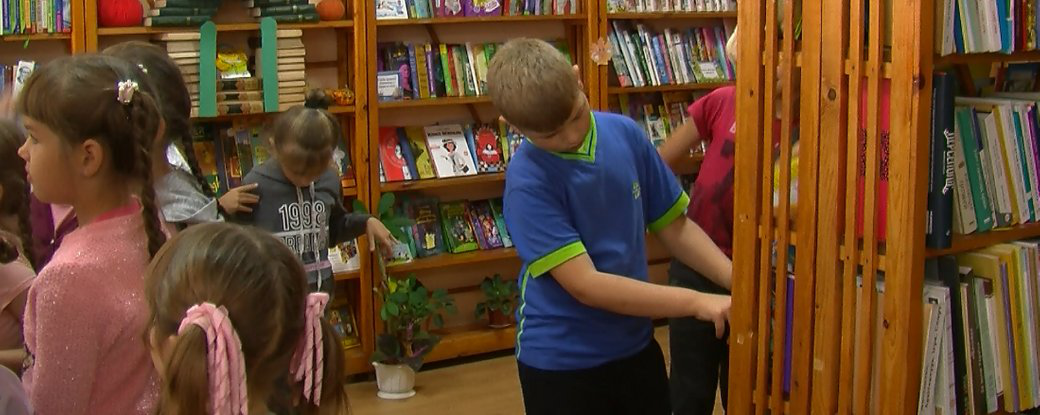 У бібліотеці Княгининка заохочують дітей до читання за допомогою ігор (відео)
