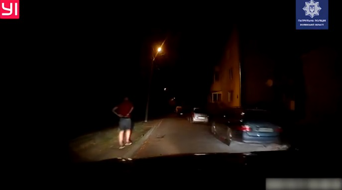 Вийшов п’яний з клубу і сів за кермо: патрульні розповіли про нічну погоню у Луцьку (відео)