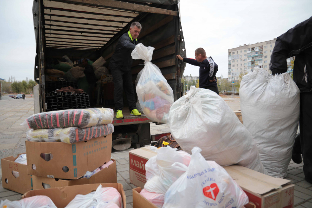 Волиняни відправили 4 тонни вантажу на допомогу погорільцям Луганщини (фото)
