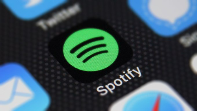 Spotify збільшує ціни на свої послуги
