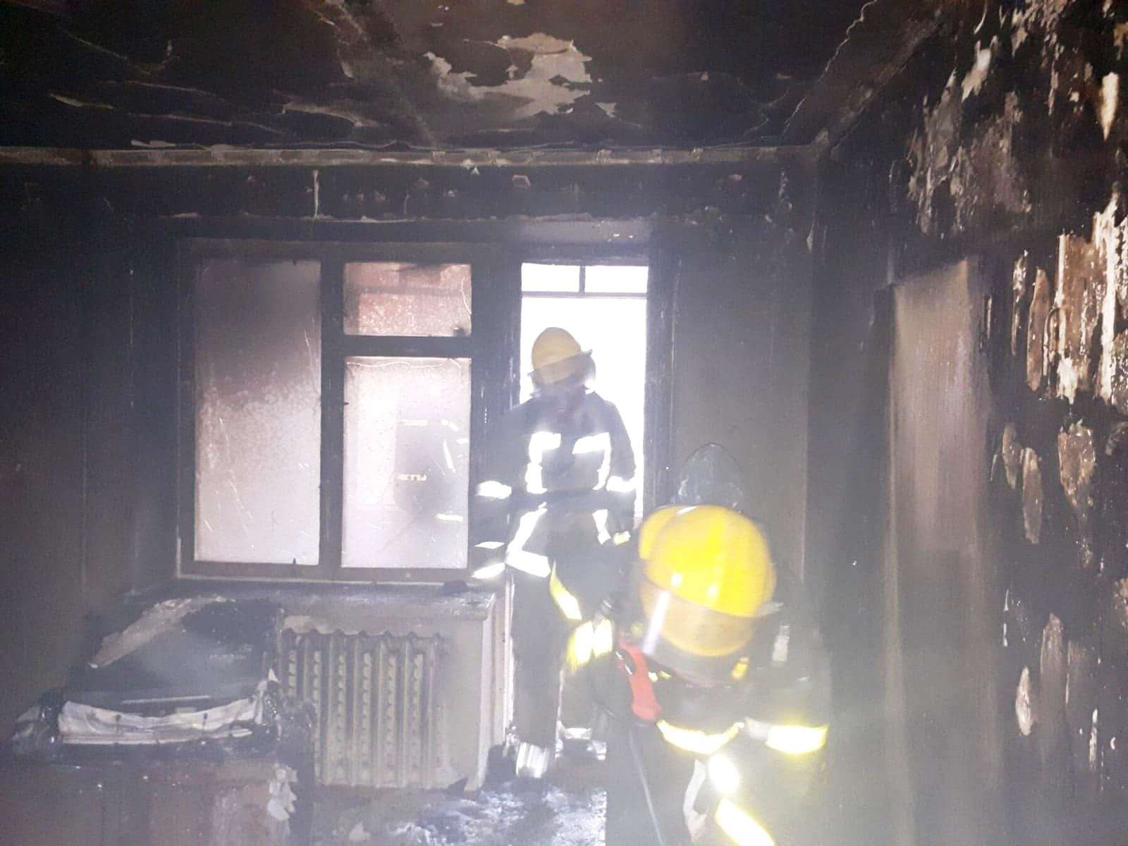 Необережне куріння: в Нововолинську з вогню врятували чоловіка (фото)