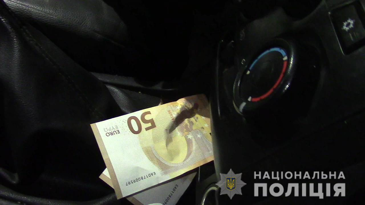 У Горохівському районі п'яний водій за 100 євро хотів відкупитися від поліції (фото)