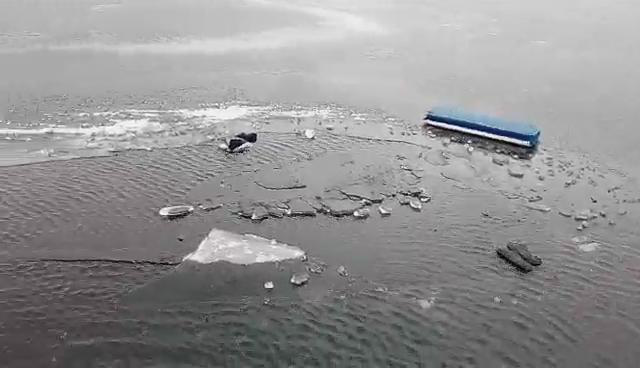 У Ковелі риболов провалився під лід і втонув
