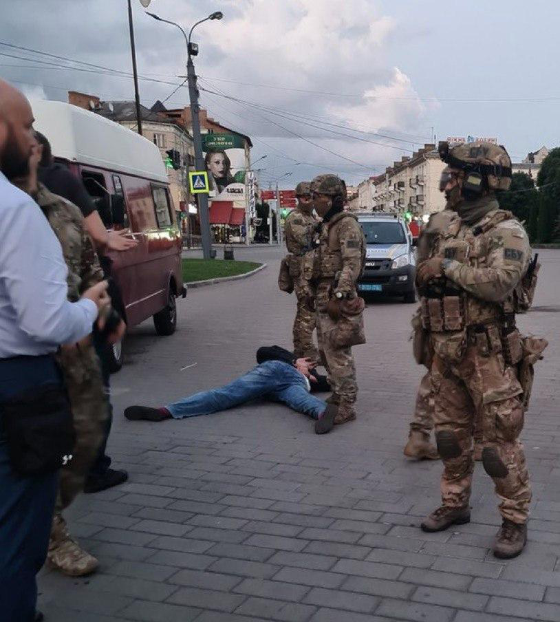 Затримали ексспільника луцького терориста Кривоша: маскувався під священника