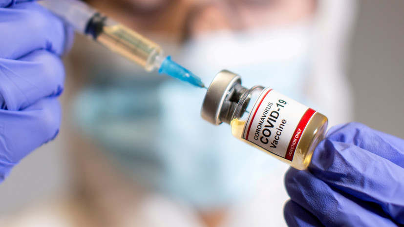COVID-19: українців, які перебувають у Польщі легально, вакцинуватимуть безкоштовно