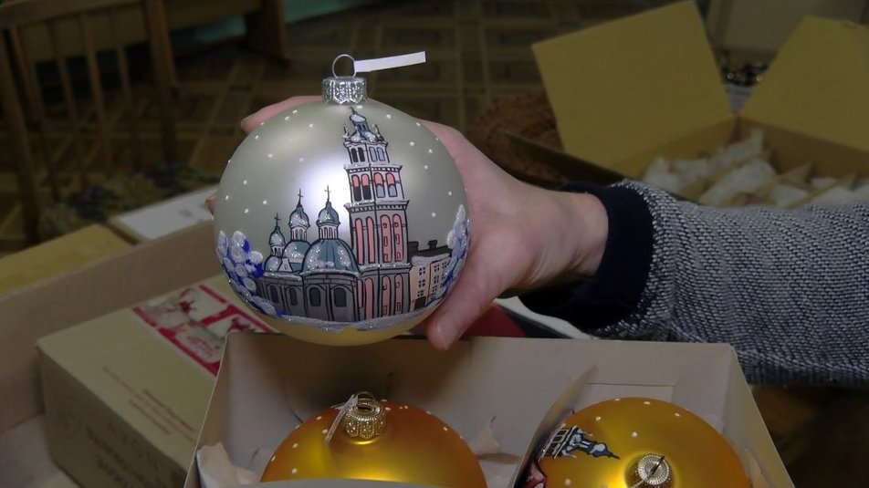 Історія в кульках: у музеях Волині зберігають 70-річні новорічні прикраси
