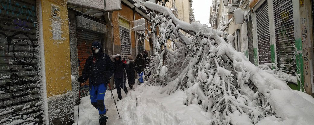 Мадрид накрило потужними снігопадами: вже загинуло двоє людей