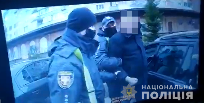 У Нововолинську п'яний водій побив поліцейського (фото)