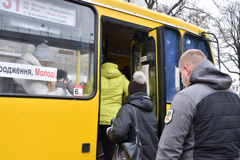 Можна «пробити» е-квиток за двох: у Луцьку впровадять нові правила проїзду