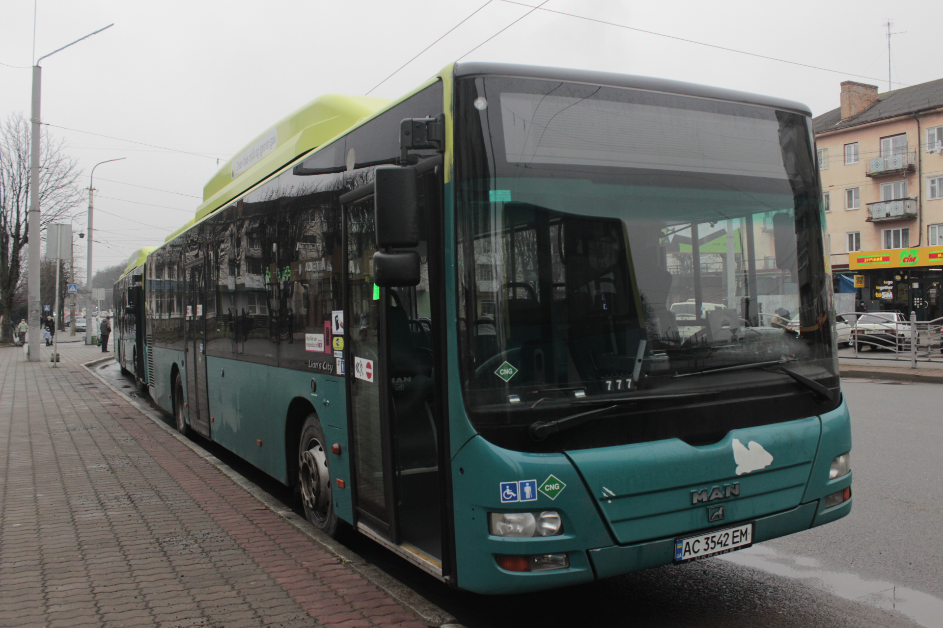 Куди з вулиць Луцька поділися новенькі автобуси «МАН»