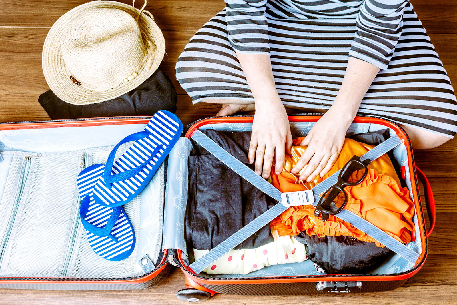 Збираємо валізу: що взяти з собою у весняну відпустку в Туреччину*