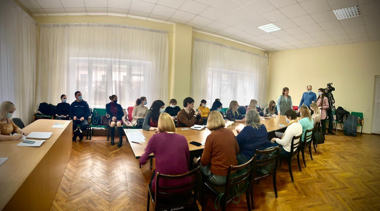 У Луцьку тривають навчання мобільних бригад з вакцинації проти COVID (фото)