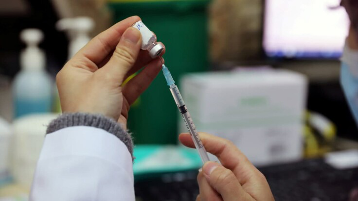 Що відомо про китайську вакцину проти COVID, яку замовила Україна