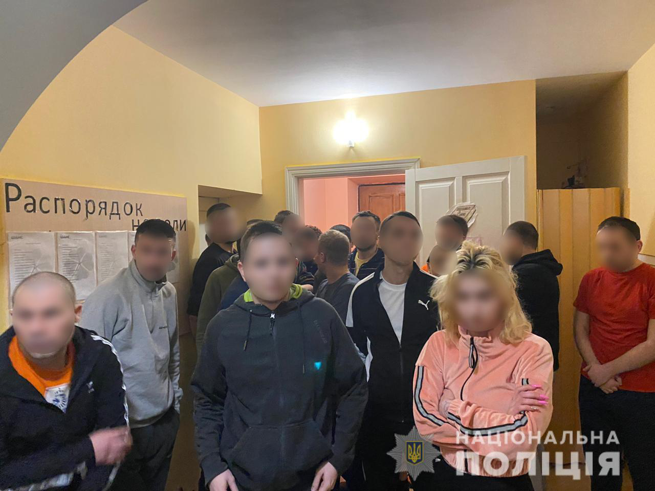 На Київщині у псевдореабілітаційному центрі примусово утримували і катували людей