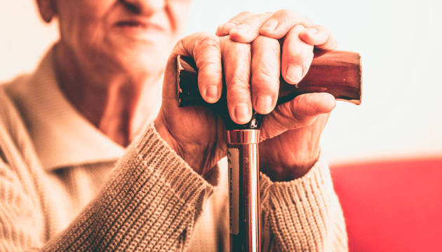 COVID-19: люди похилого віку все ще у зоні ризику