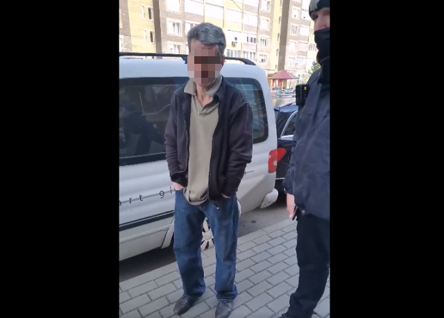 В'їхав у «мерс» і втік: у Луцьку наздоганяли п'яного водія (фото, відео)