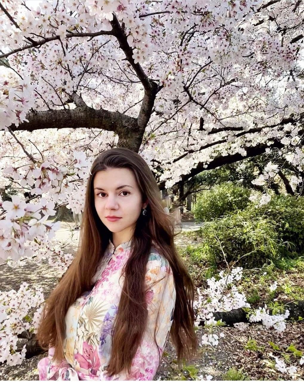 Лучанка показала, як в Японії цвітуть сакури (відео)
