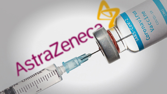 Вакцина від AstraZeneca може викликати незвичайні тромби