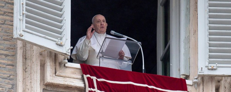 «З неспокоєм слідкую за зростанням воєнної діяльності», – Папа Римський