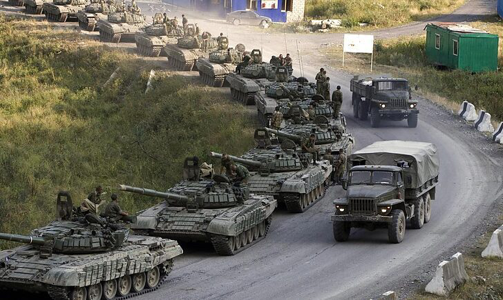 Росія оголосила про відведення військ від кордонів з Україною