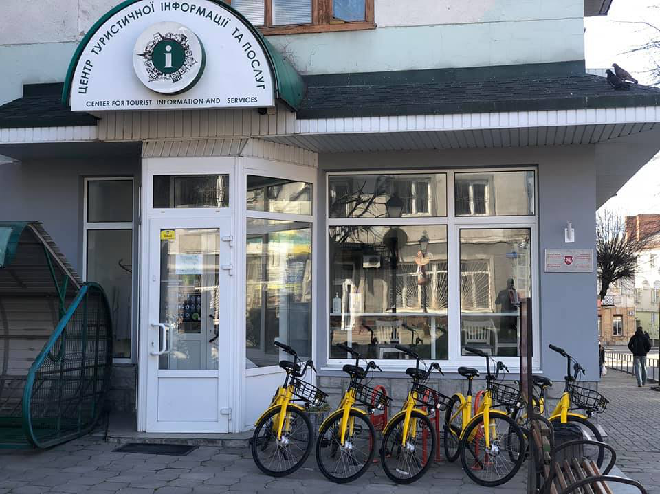 У Центрі туристичної інформації та послуг в Луцьку стартував велопрокат