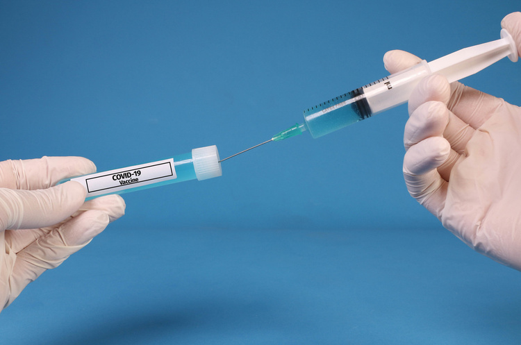 У НАН розповіли, що розроблять власну COVID-вакцину до кінця року