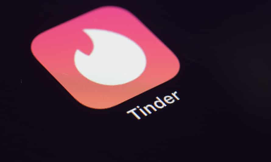 Tinder запустив нову функцію, яка захищає від домагань