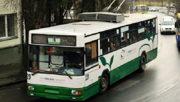 У Луцьку тролейбуси №4 та №4-а їздитимуть тільки до готелю «Україна»