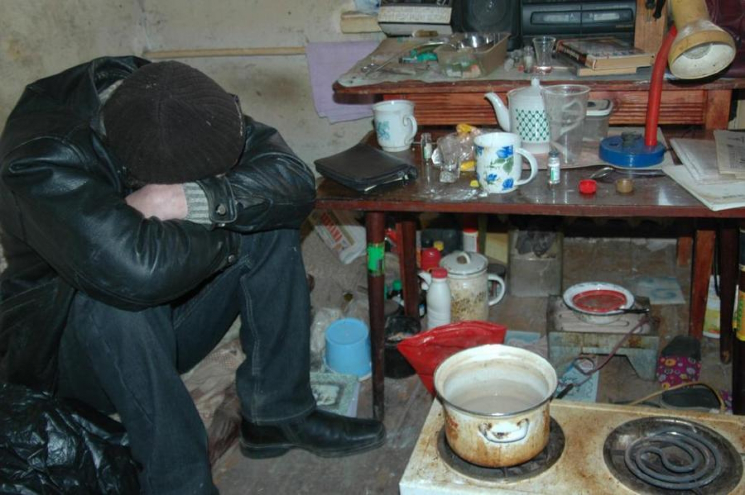 Життя на «пороховій бочці»: у Луцьку люди потерпають від наркопритонів, які облаштували у них по сусідству (відео)