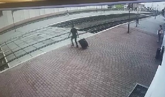 У Ковелі на вокзалі в приїжджого «угнали» валізу