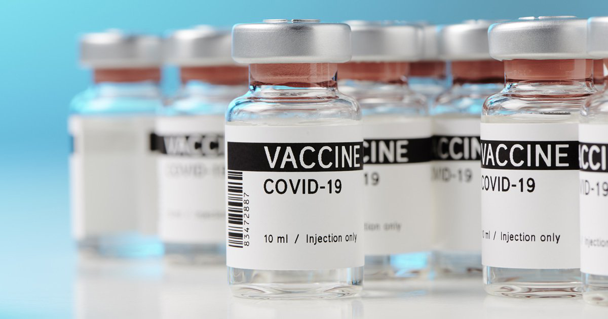Головний інфекціоніст США розповів, кому треба додаткове щеплення від коронавірусу
