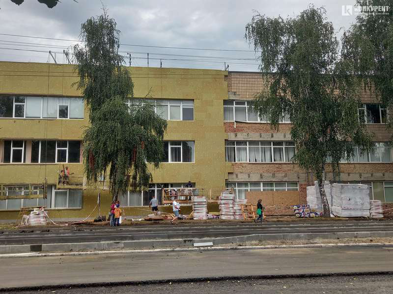 Стало відомо, коли завершать ремонт гімназії №4 у Луцьку (відео)