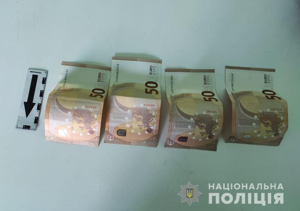 Горохівські патрульні відмовились від 200 євро хабаря