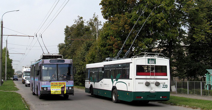 У Луцьку за 41 тисячу пофарбують три старих тролейбуси