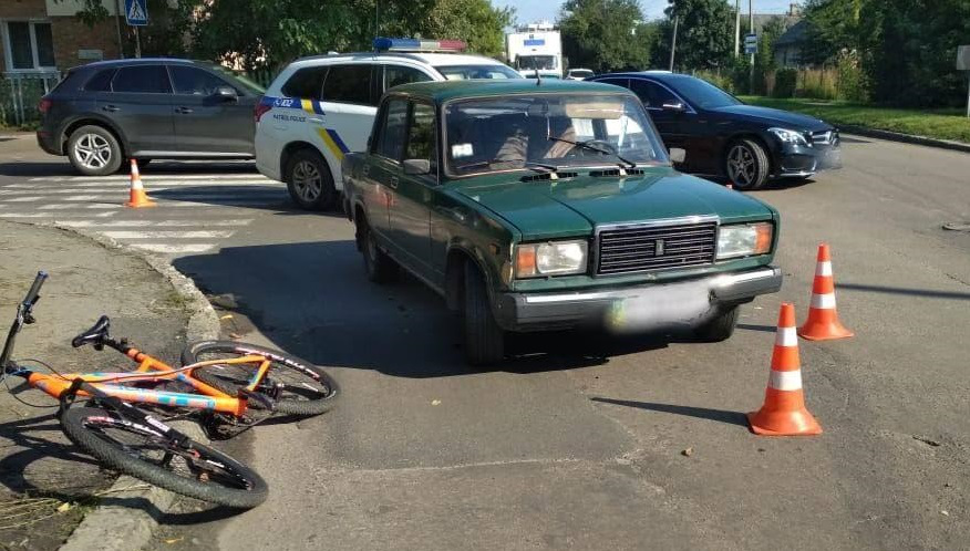 У Луцьку пенсіонер на «жигулях» збив велосипедиста (фото)