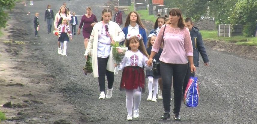 На Волині ліквідували 28 шкіл: яка доля учнів і вчителів (фото, відео)