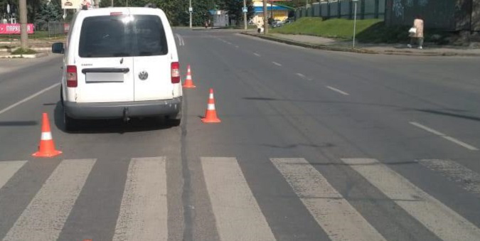 У Луцьку на Конякіна авто збило 21-річну жінку (фото, відео)