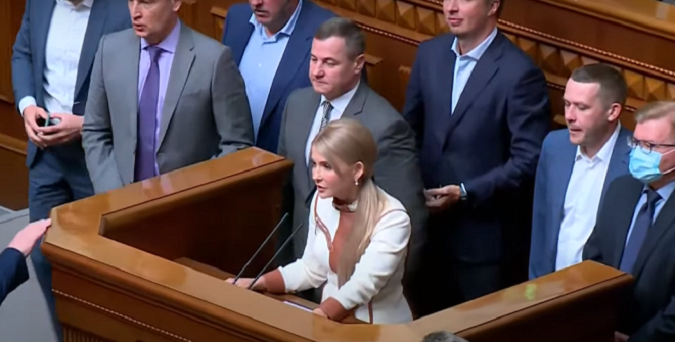 Тимошенко вимагає ухвалити два розроблених «Батьківщиною» закони (відео)