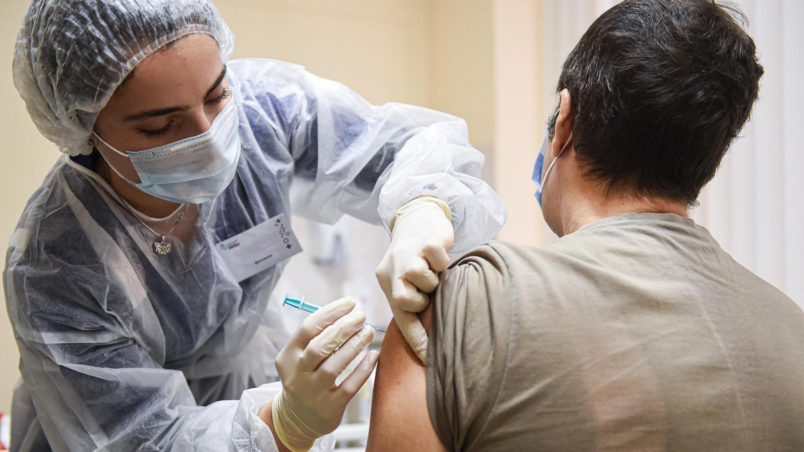 Іноземці та особи без громадянства можуть вакцинуватися від COVID-19 в Україні
